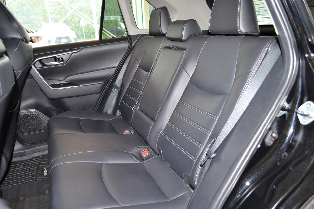 2024 Toyota RAV4 XLE Photo
