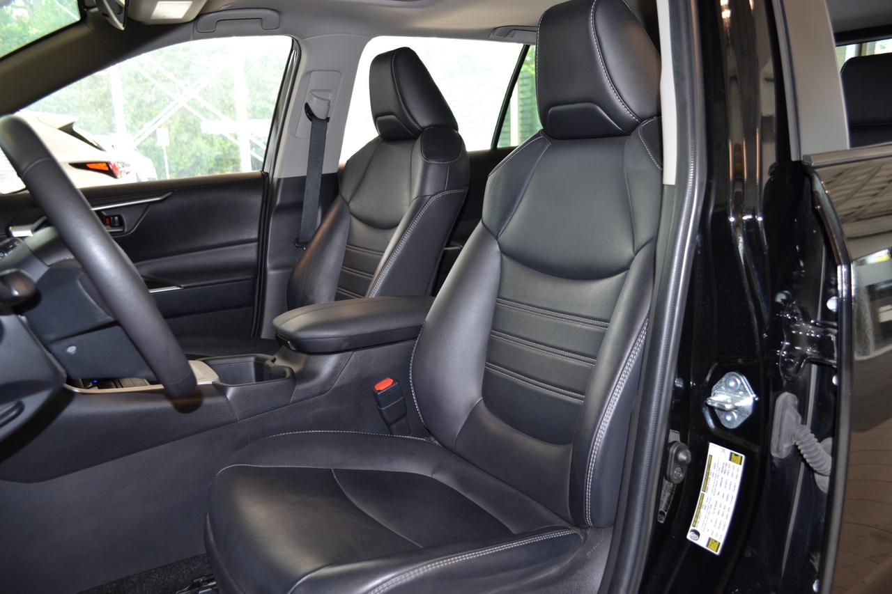 2024 Toyota RAV4 XLE Photo