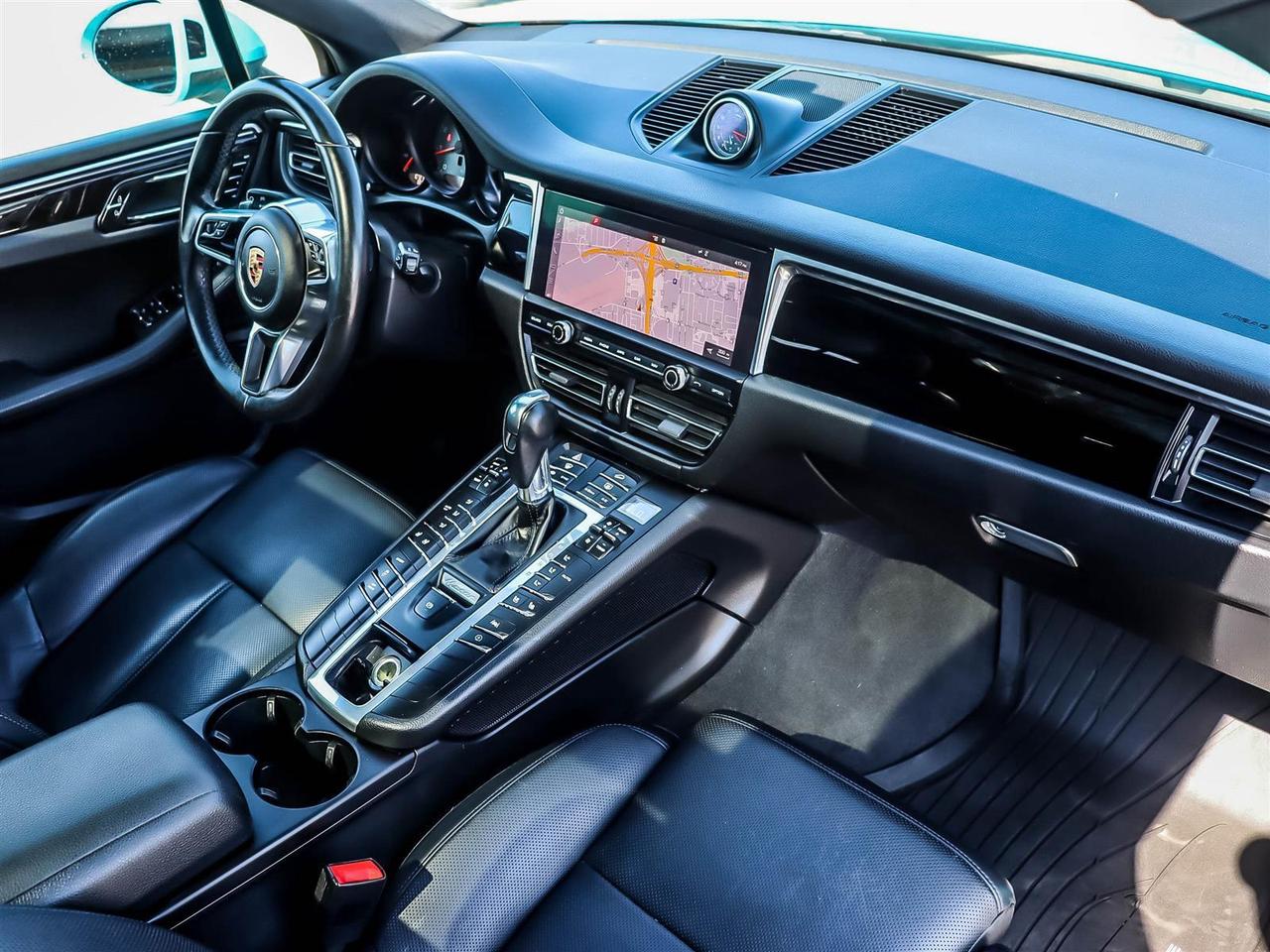 2019 Porsche Macan S Photo