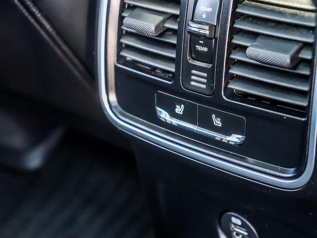 2019 Porsche Macan S Photo