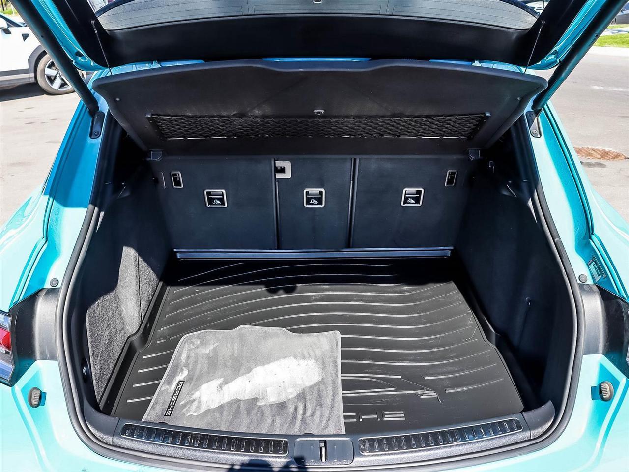 2019 Porsche Macan S Photo