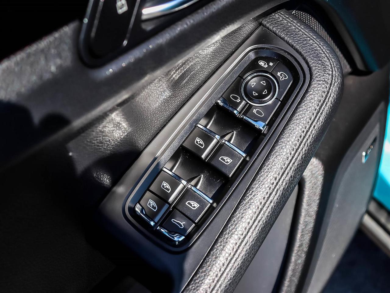 2019 Porsche Macan S Photo
