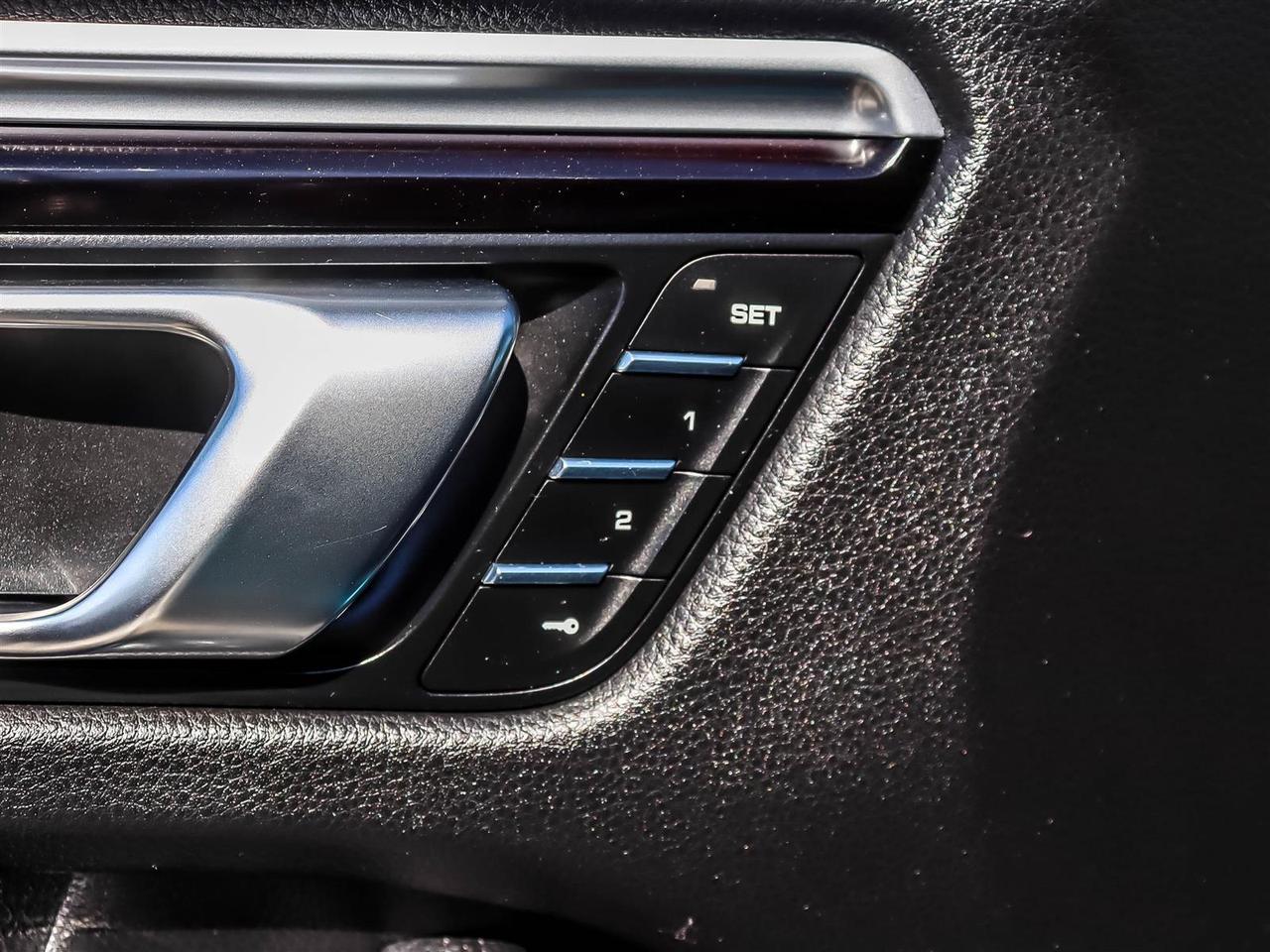 2019 Porsche Macan S Photo