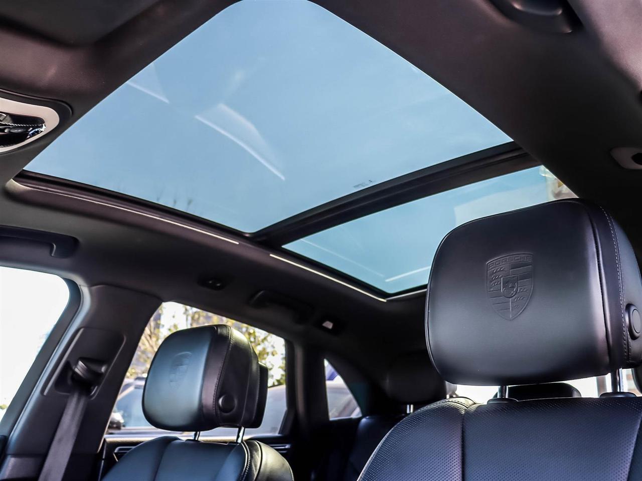 2019 Porsche Macan S Photo