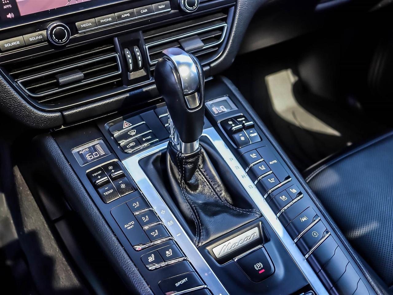 2019 Porsche Macan S Photo