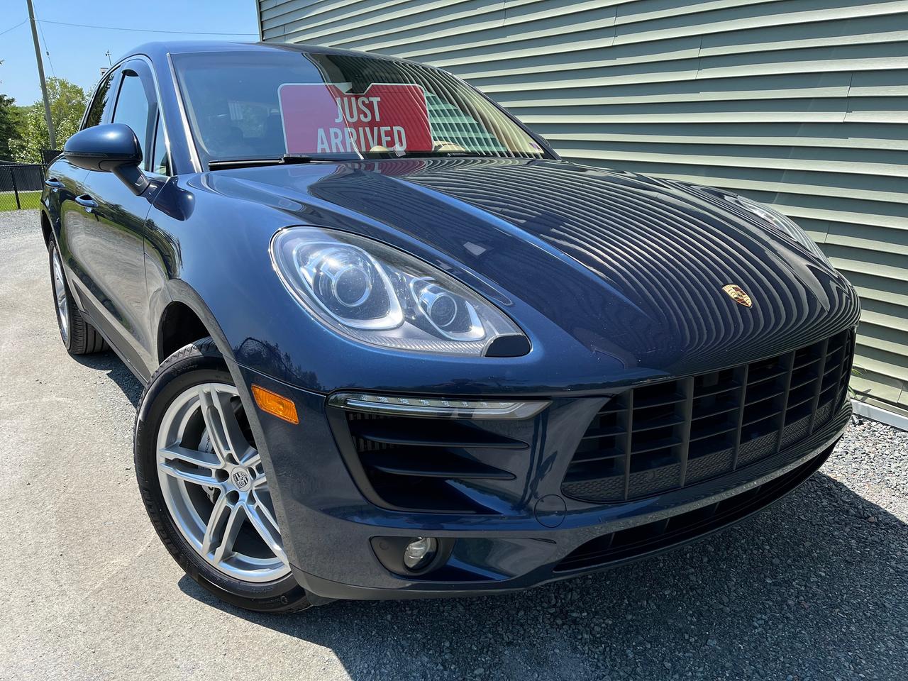 Used 2015 Porsche Macan S for sale in Hilden, NS