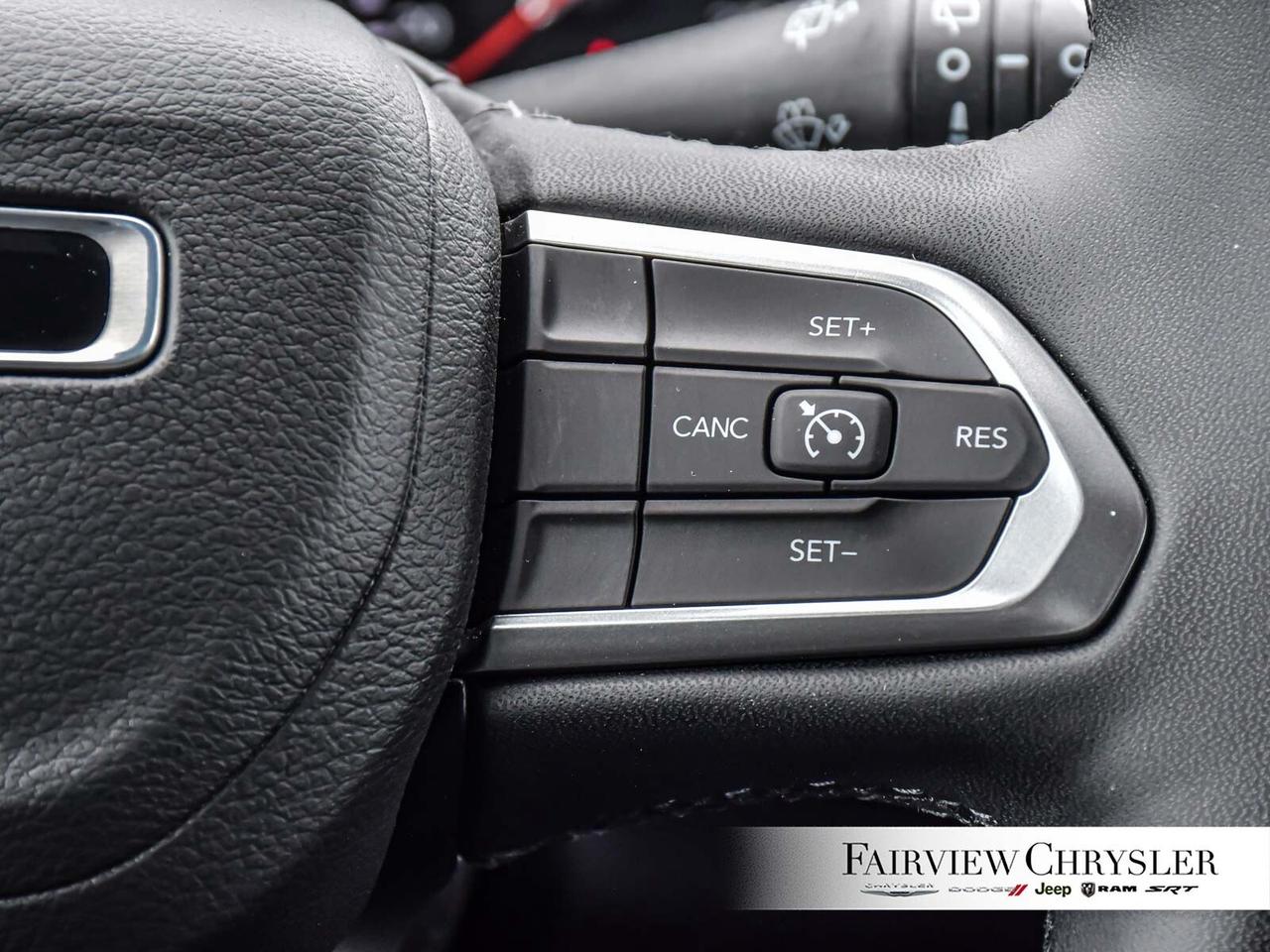 2023 Jeep Compass Limited BLIND SPOT   HEATED SEATS   POWER TAILGATE Photo