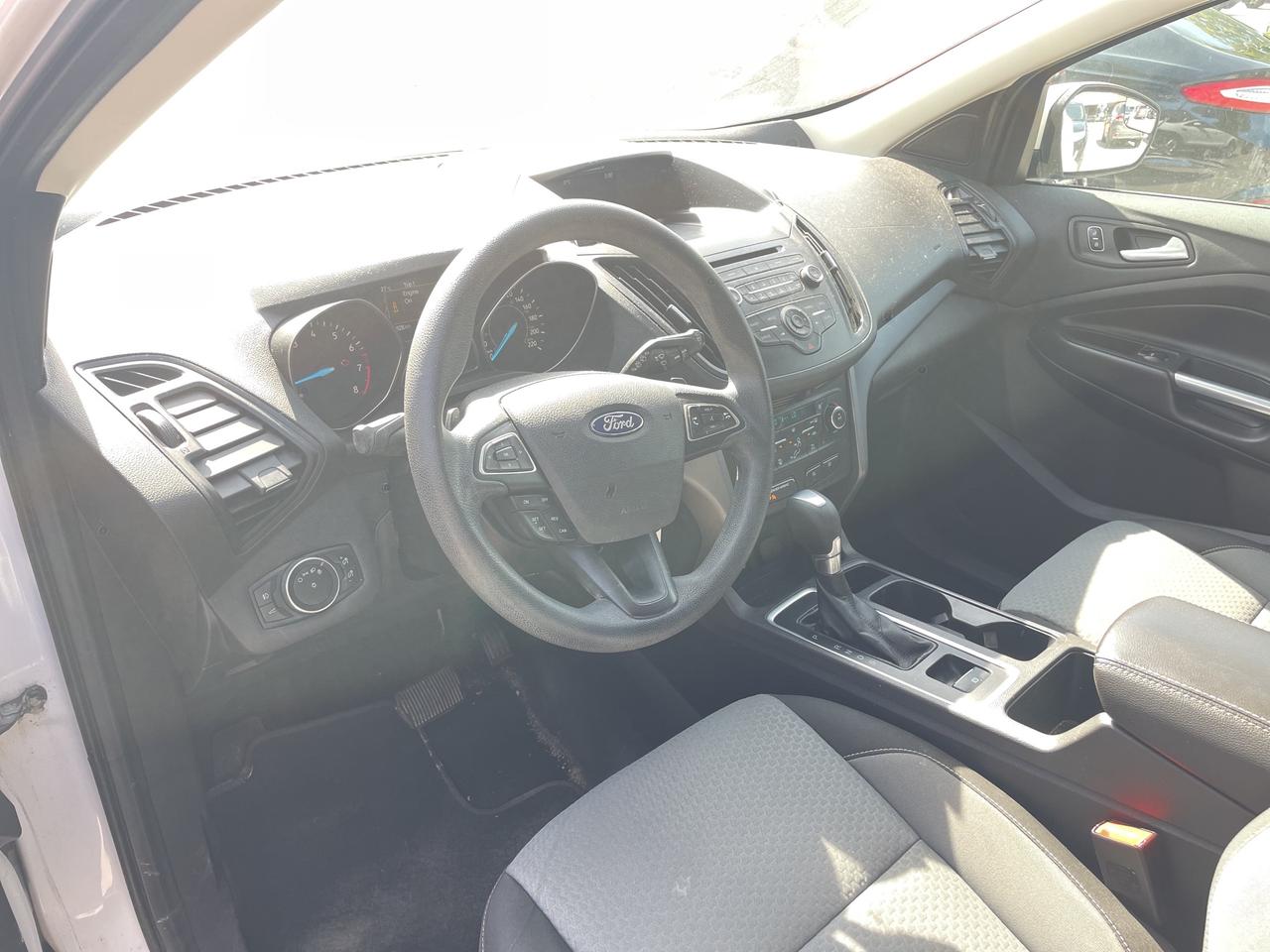 2017 Ford Escape SE Photo