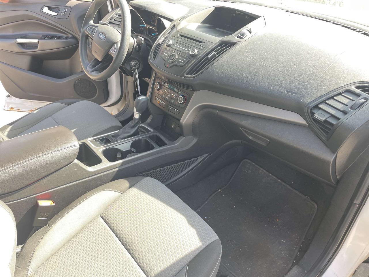 2017 Ford Escape SE Photo