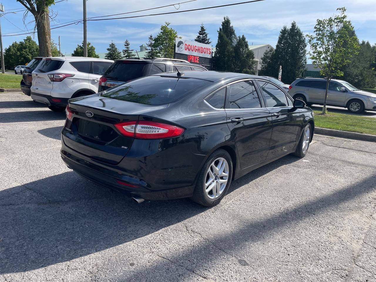 2014 Ford Fusion SE Photo