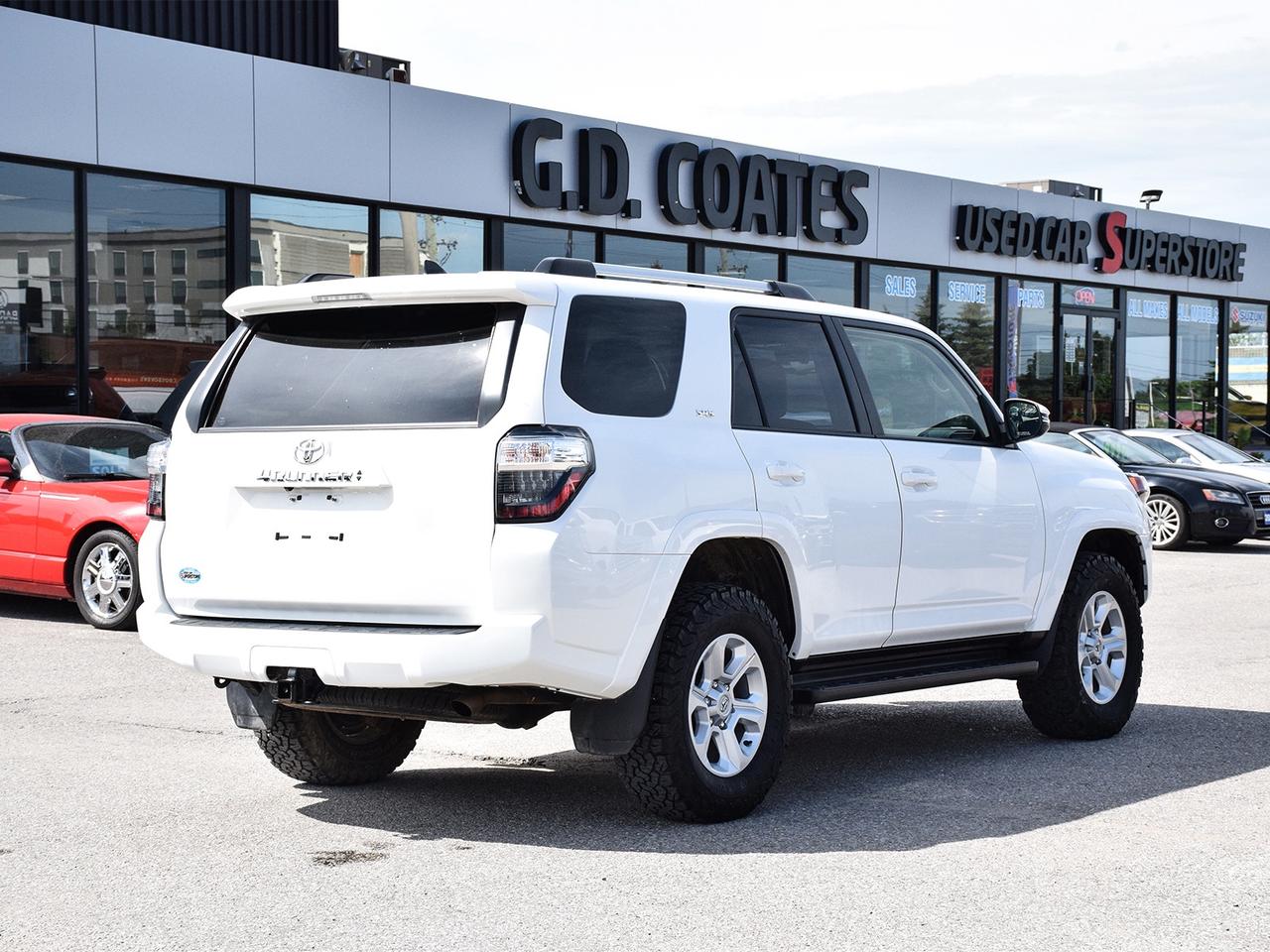 2022 Toyota 4Runner SR5 4x4 ~Sunroof ~Heated Leather ~Bluetooth ~Cam Photo
