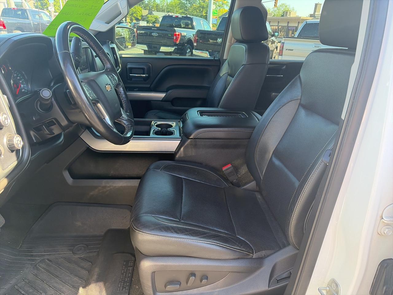 2018 Chevrolet Silverado 1500 LTZ-LEATHER-ROOF-4X4 Photo