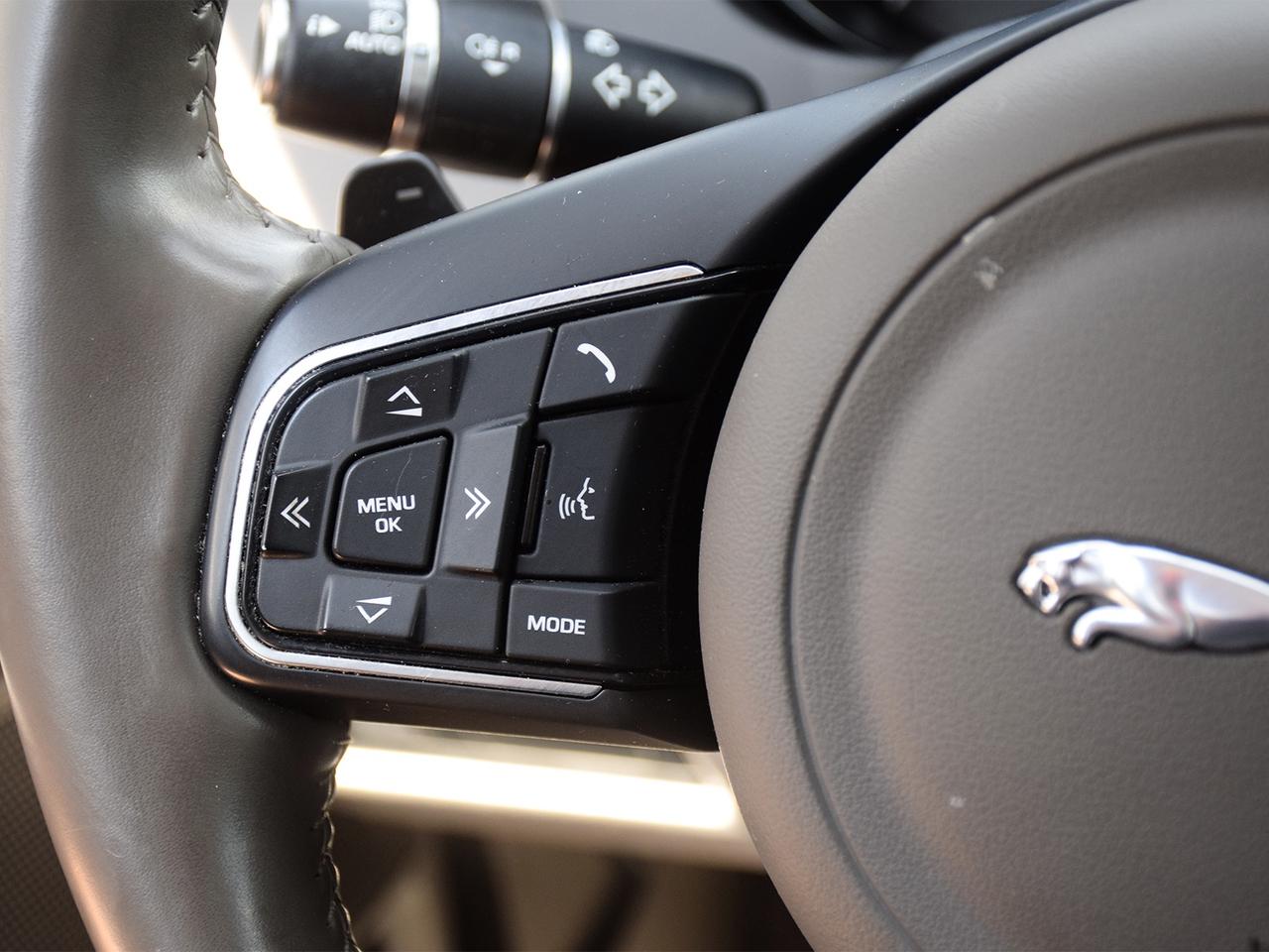 2017 Jaguar XE 4dr Sdn V6 SC Prestige Photo