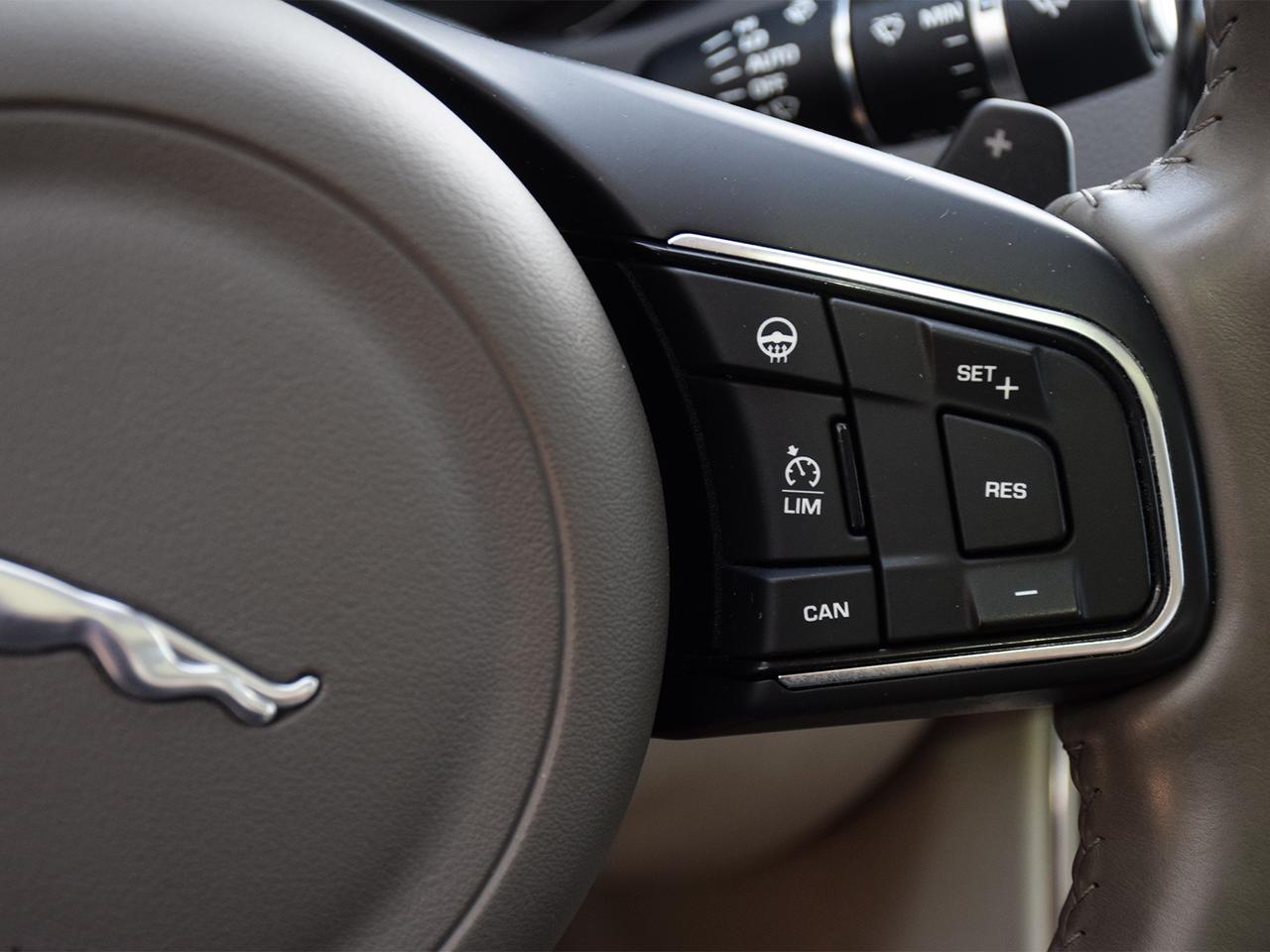 2017 Jaguar XE 4dr Sdn V6 SC Prestige Photo