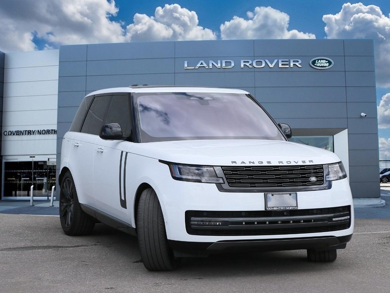 2023 Land Rover Range Rover SE P400 SWB Photo