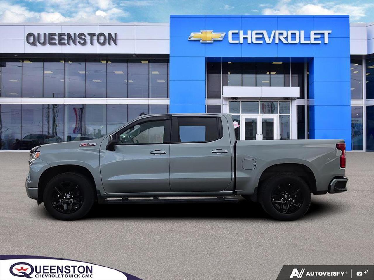 2023 Chevrolet Silverado 1500 RST   SIDE STEPS   REMOTE START   NO CLAIMS Photo
