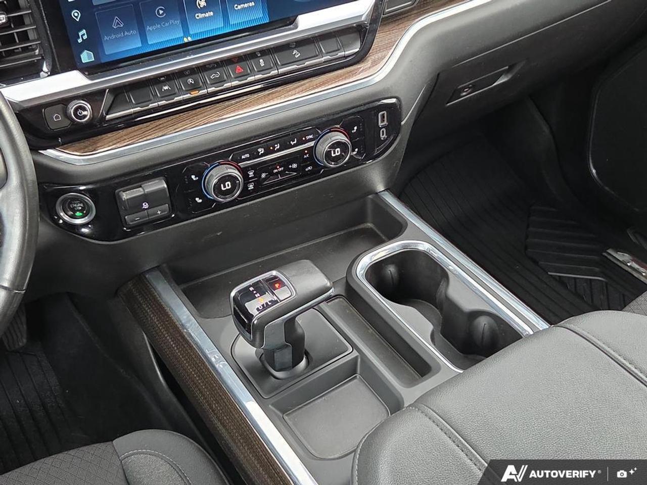 2023 Chevrolet Silverado 1500 RST   SIDE STEPS   REMOTE START   NO CLAIMS Photo