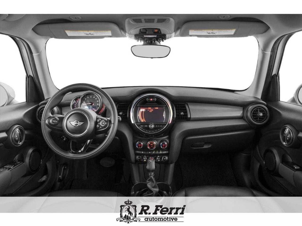 2017 MINI 5 Door Cooper 4dr Hatchback Photo