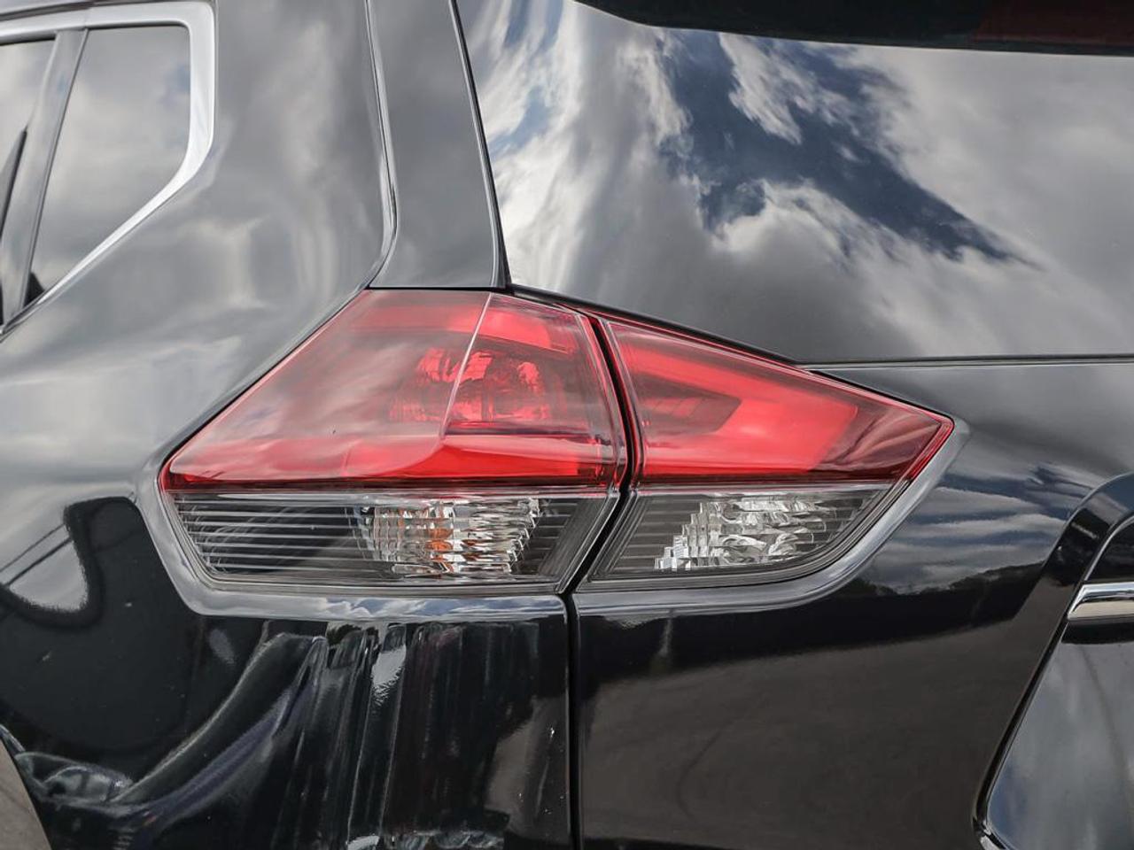 2020 Nissan Rogue S (CVT) 4dr All-Wheel Drive Photo