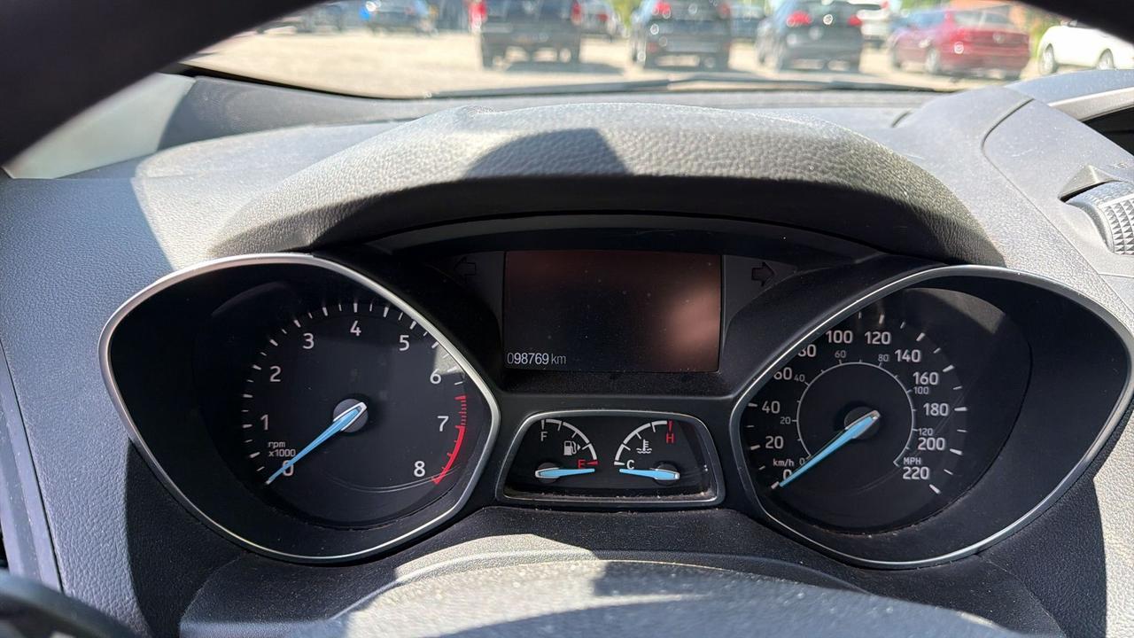 2017 Ford Escape S 4dr Front-wheel Drive Photo
