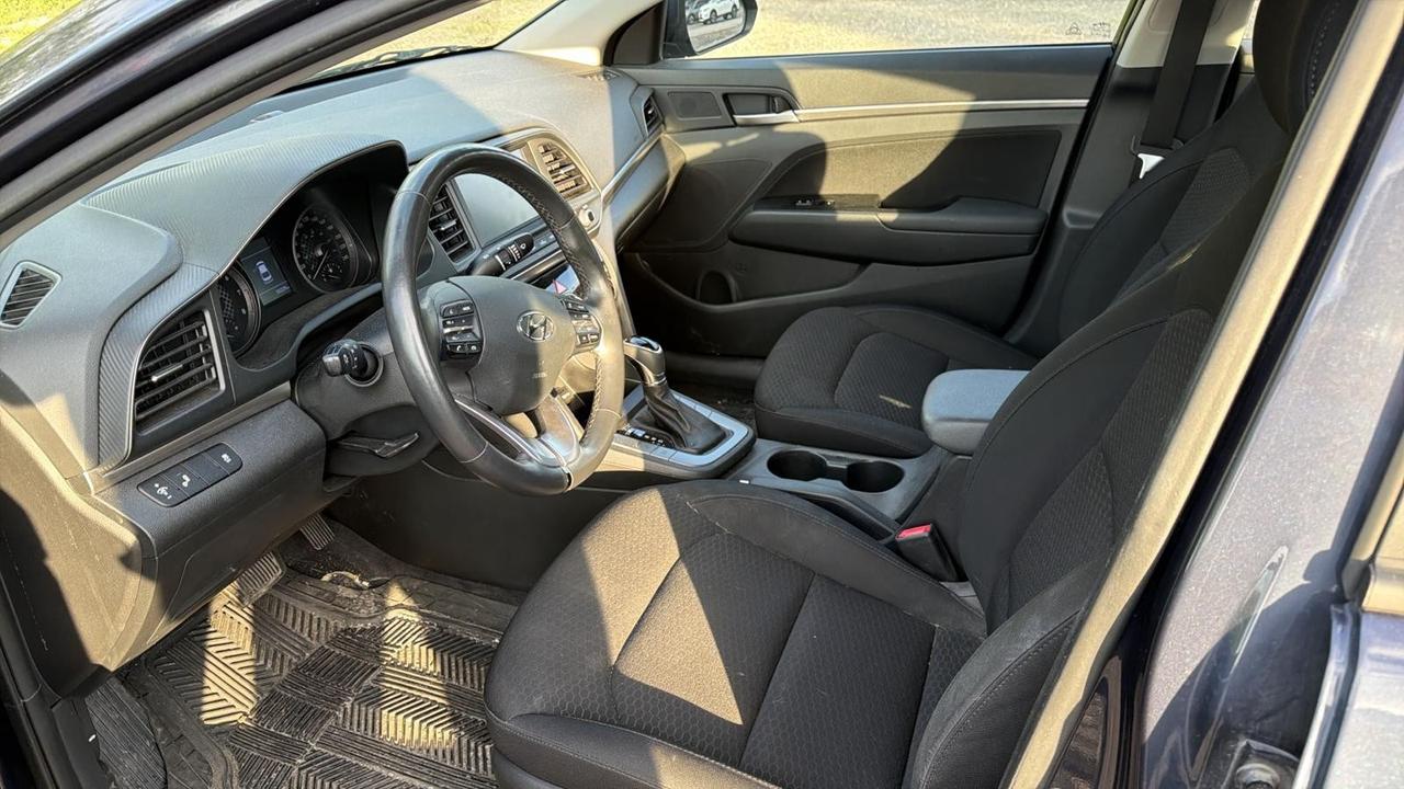 2020 Hyundai Elantra PREFERRED 4DR SEDAN Photo