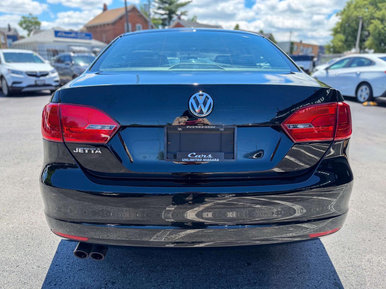 2014 Volkswagen Jetta Trendline Plus/LOW MILEAGE/NO ACCIDENTS/2.0L Photo3