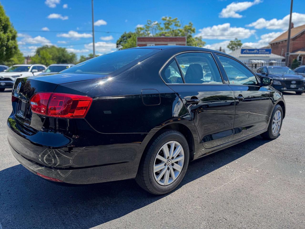 2014 Volkswagen Jetta Trendline Plus/LOW MILEAGE/NO ACCIDENTS/2.0L Photo4