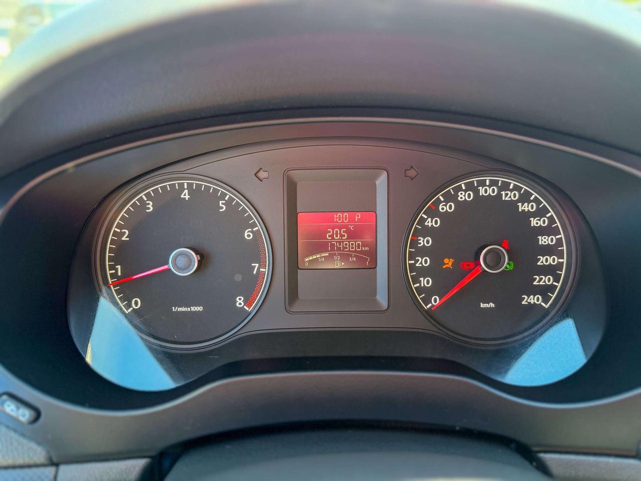 2014 Volkswagen Jetta Trendline Plus/LOW MILEAGE/NO ACCIDENTS/2.0L Photo