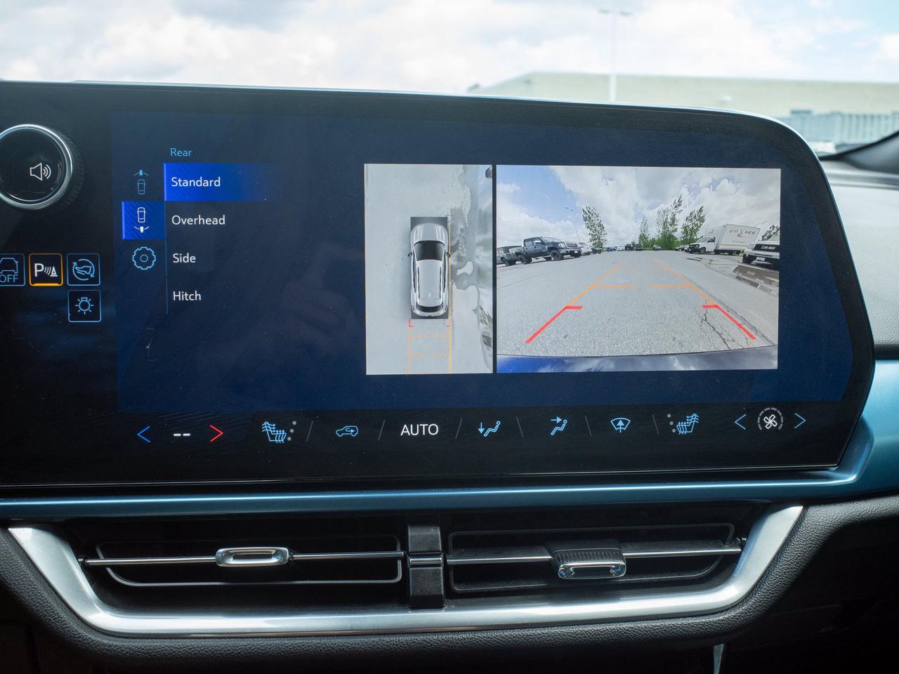 2024 Chevrolet Equinox EV LT - Remote Trunk Release   WiFi Hotspot Photo