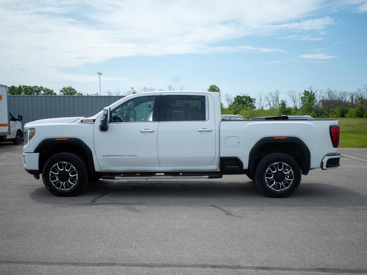 2023 GMC SIERRA 2500HD Denali - Blind Spot Monitor   Seat Memory Photo