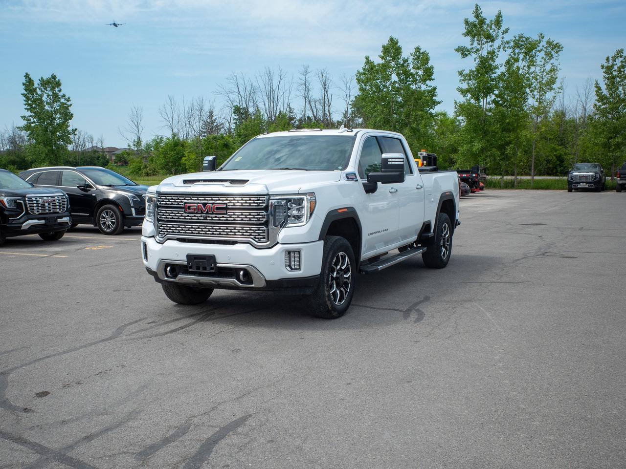 2023 GMC SIERRA 2500HD Denali - Blind Spot Monitor   Seat Memory Photo
