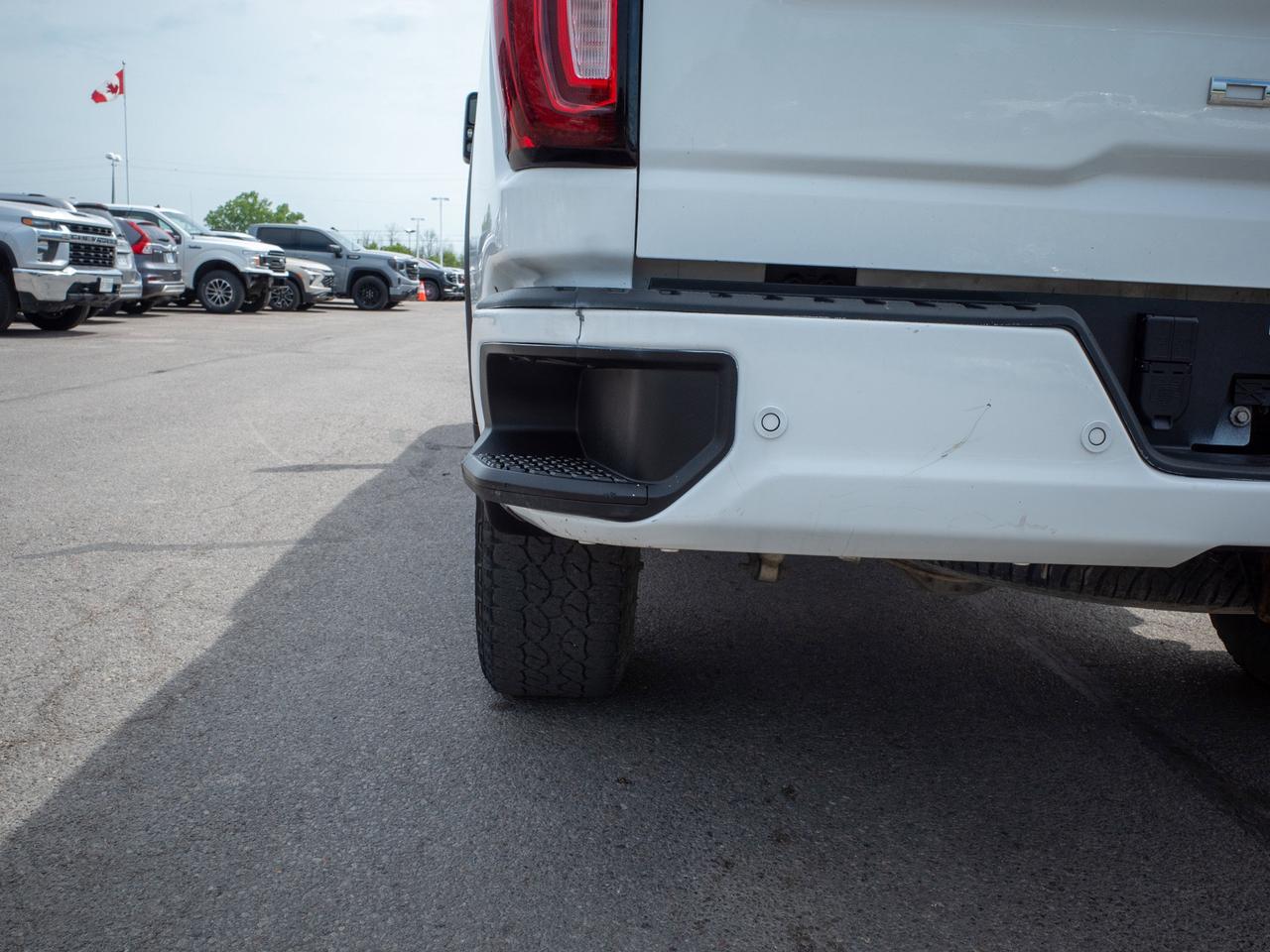 2023 GMC SIERRA 2500HD Denali - Blind Spot Monitor   Seat Memory Photo