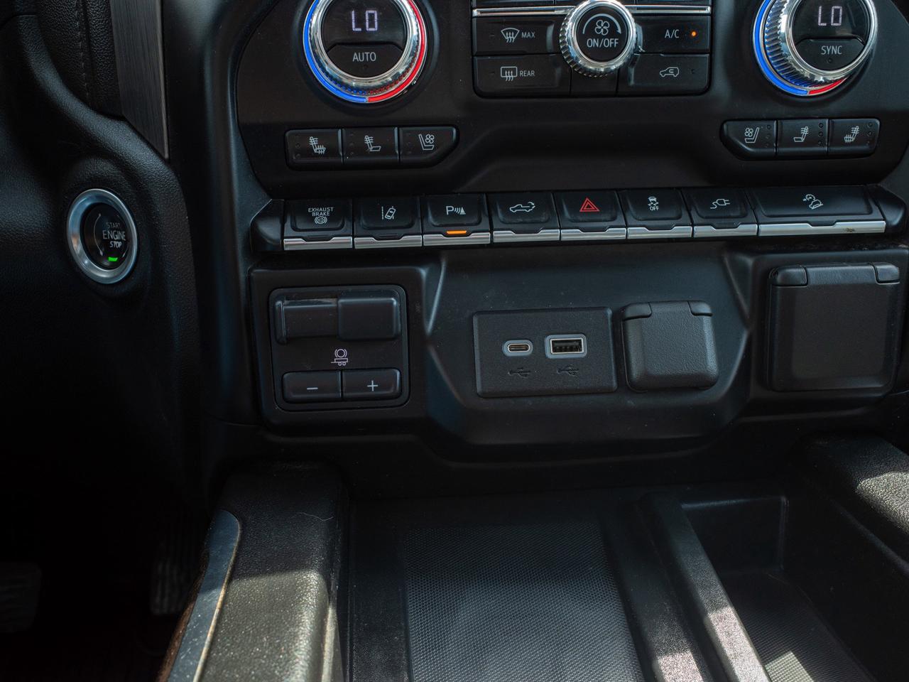 2023 GMC SIERRA 2500HD Denali - Blind Spot Monitor   Seat Memory Photo