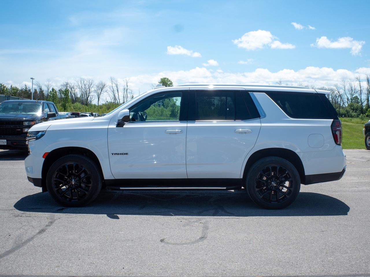 2023 Chevrolet Tahoe LS - Power Driver Seat   Running Boards/Side Steps Photo4
