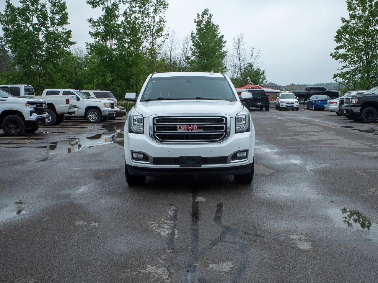 2018 GMC Yukon XL SLE - 3rd Row Seats   Premium Sound System Photo