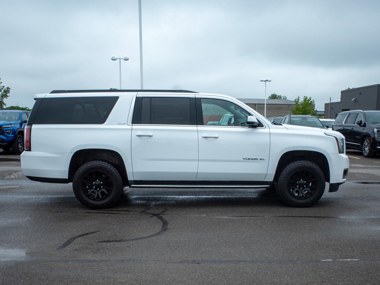 2018 GMC Yukon XL SLE - 3rd Row Seats   Premium Sound System Photo