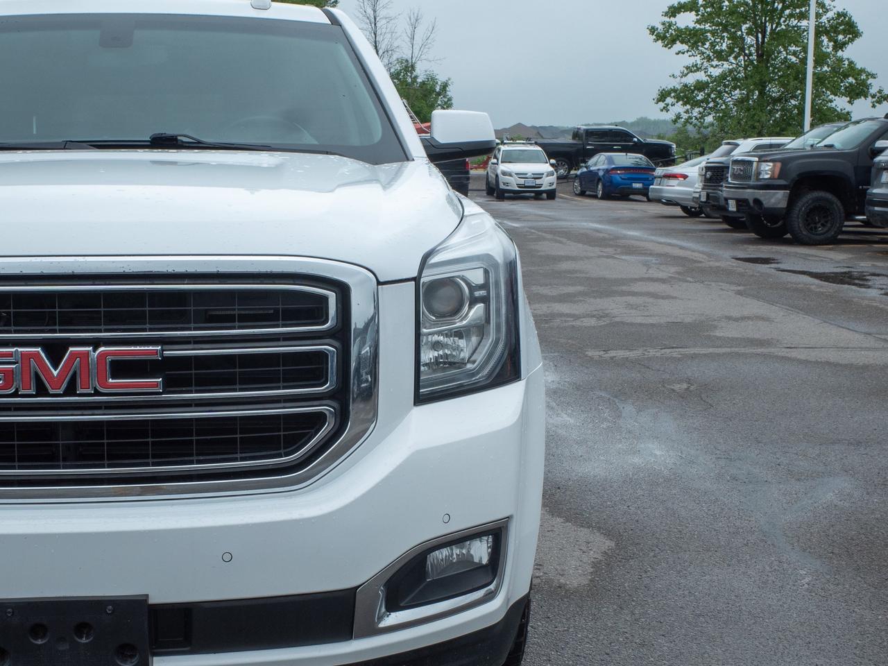 2018 GMC Yukon XL SLE - 3rd Row Seats   Premium Sound System Photo