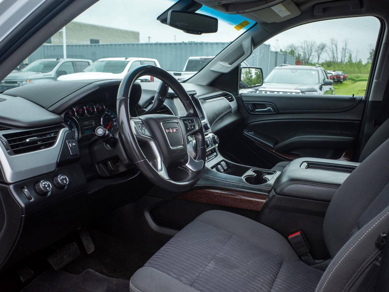 2018 GMC Yukon XL SLE - 3rd Row Seats   Premium Sound System Photo
