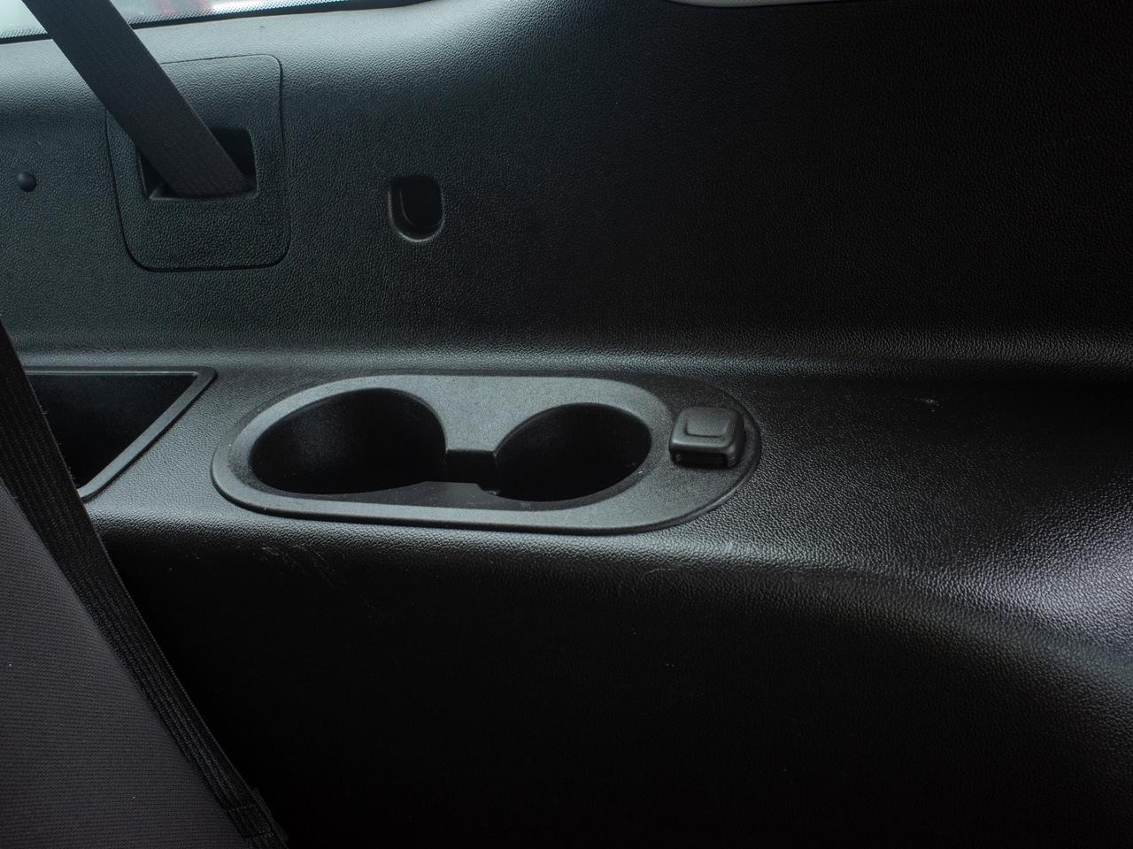 2018 GMC Yukon XL SLE - 3rd Row Seats   Premium Sound System Photo