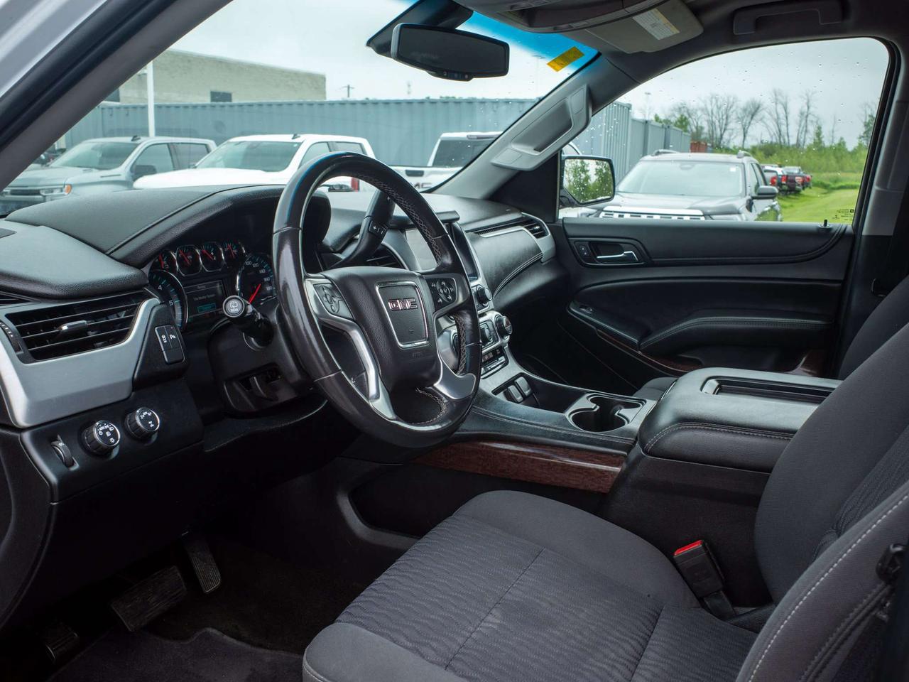 2018 GMC Yukon SLE - 3rd Row Seats   Premium Sound System Photo