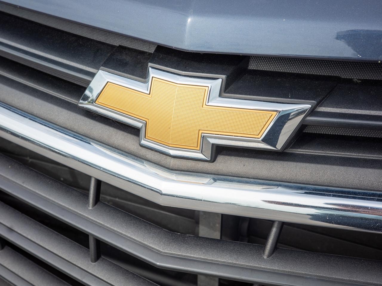 2018 Chevrolet Equinox LT - Rear Parking Aid   Cross-Traffic Alert Photo