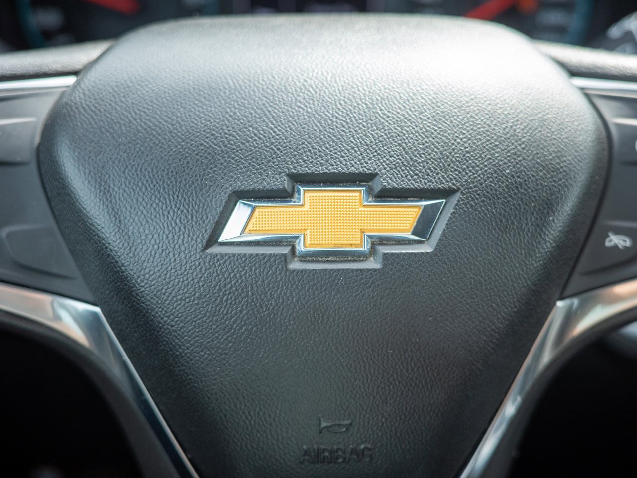 2018 Chevrolet Equinox LT - Rear Parking Aid   Cross-Traffic Alert Photo