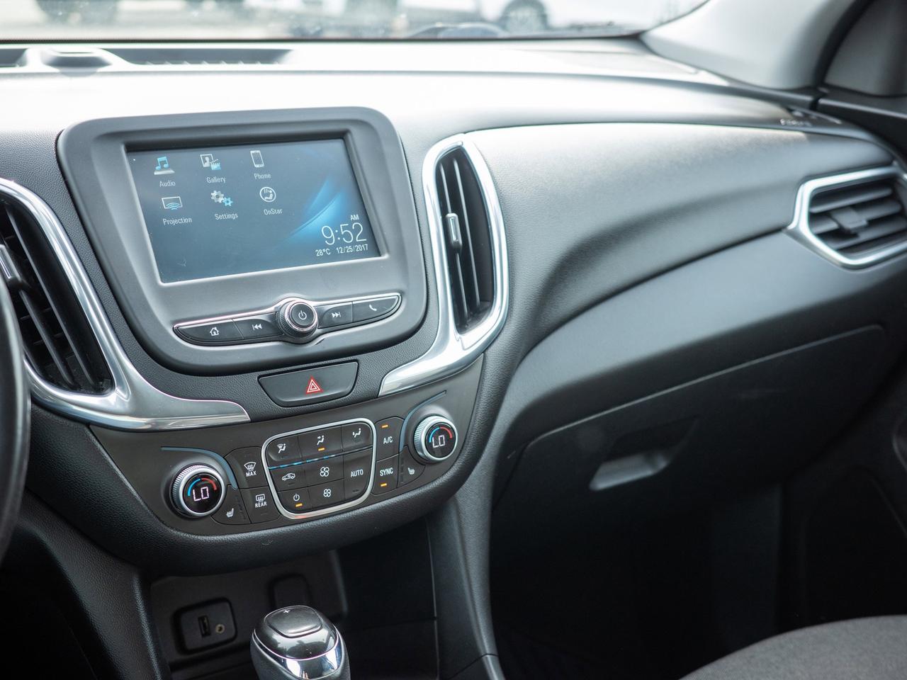 2018 Chevrolet Equinox LT - Rear Parking Aid   Cross-Traffic Alert Photo