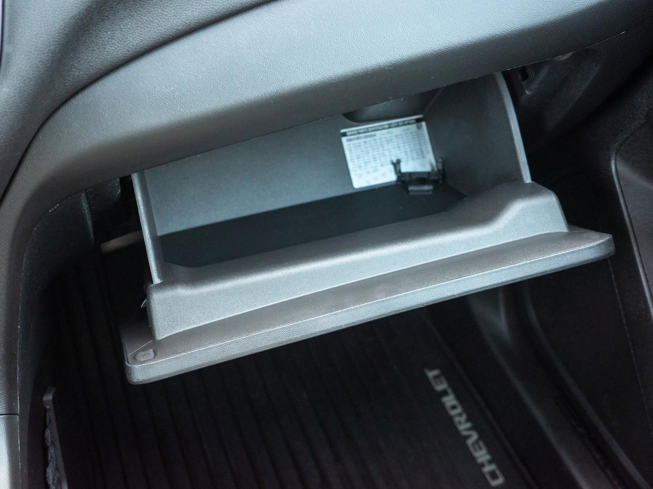 2018 Chevrolet Equinox LT - Rear Parking Aid   Cross-Traffic Alert Photo