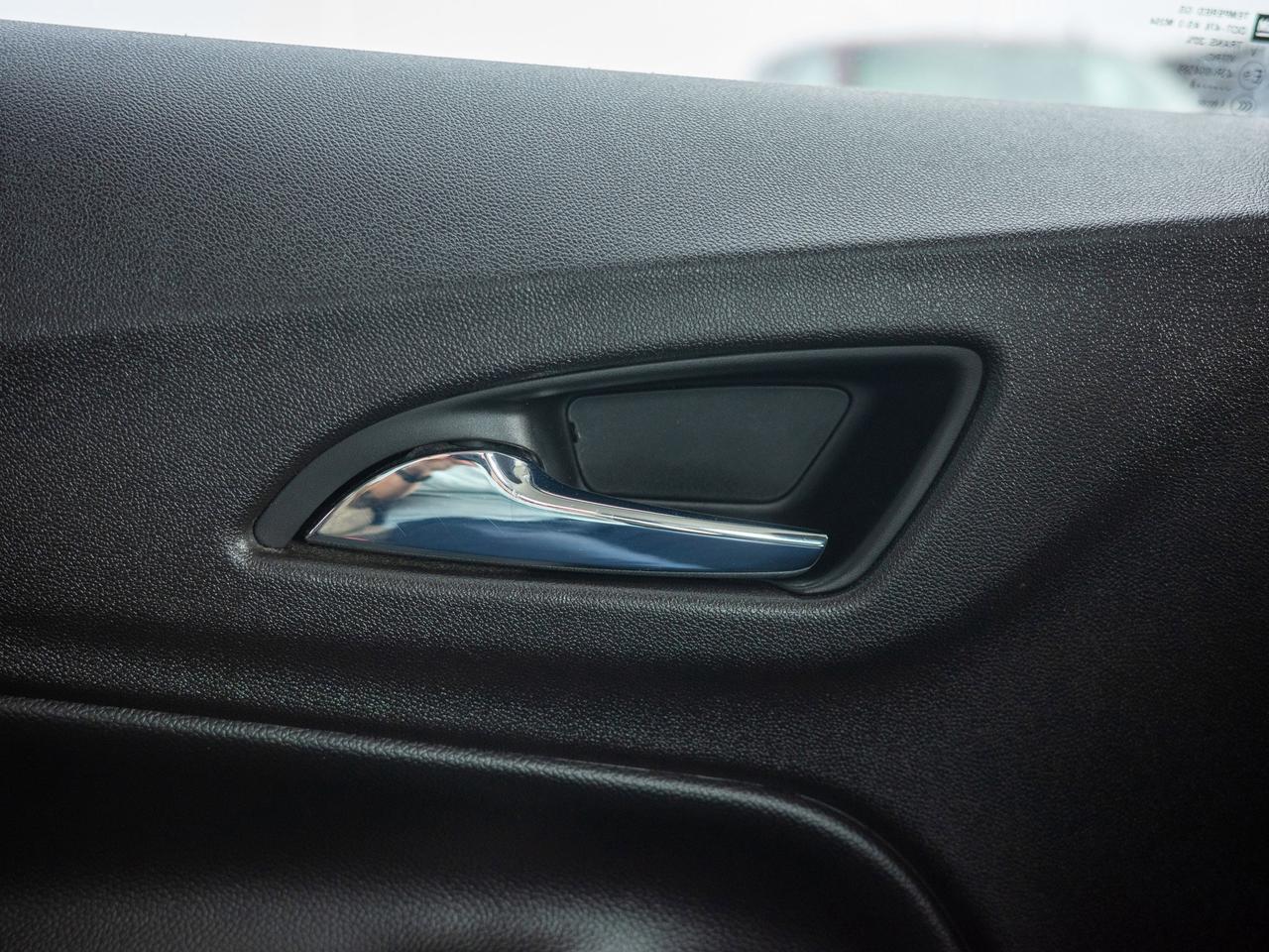 2018 Chevrolet Equinox LT - Rear Parking Aid   Cross-Traffic Alert Photo