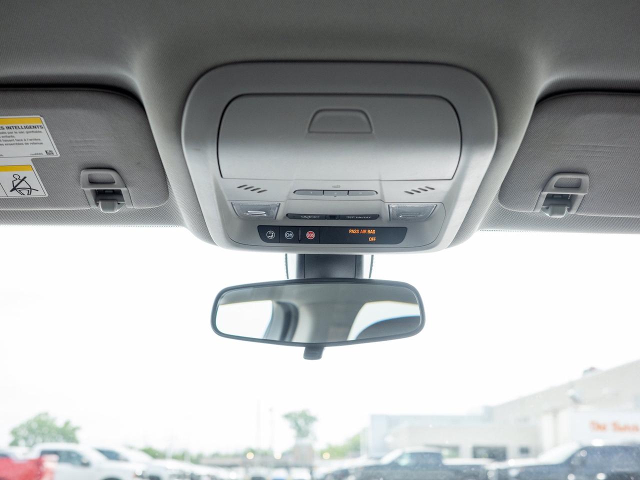 2018 Chevrolet Equinox LT - Rear Parking Aid   Cross-Traffic Alert Photo