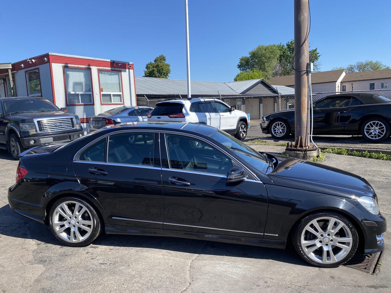 2013 Mercedes-Benz C-Class 4dr Sdn C 350 4MATIC Photo