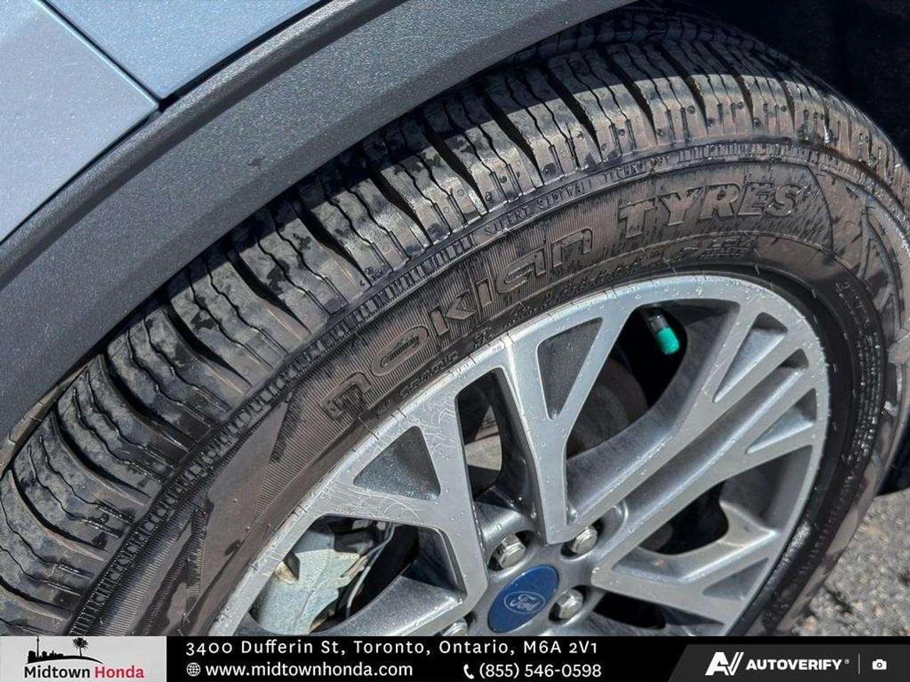 2022 Ford Escape SEL AWD Photo