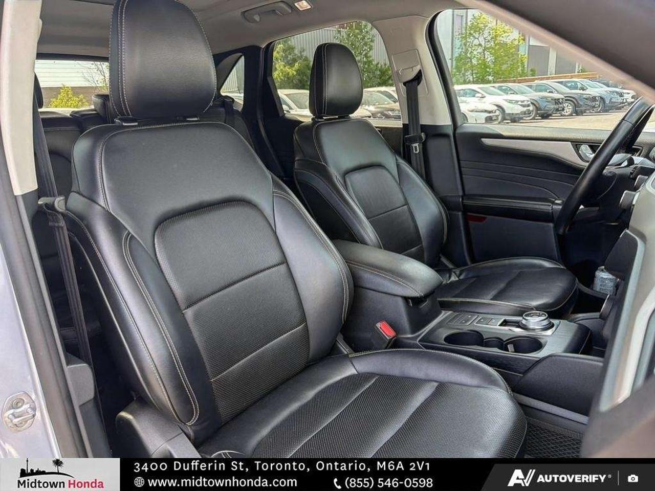 2022 Ford Escape SEL AWD Photo
