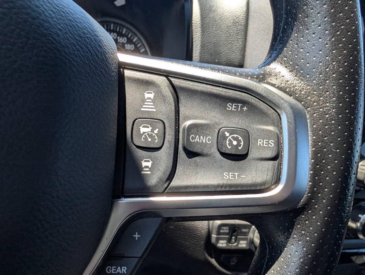 2025 RAM 1500 Big Horn ONE OWNER/ LOW KMS /NO ACCIDENTS Photo